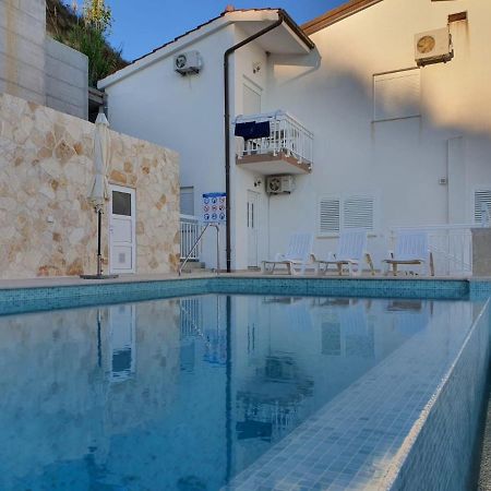 Apartment 4 With Pool And Amazing Sea View Локва Рогозница Екстериор снимка